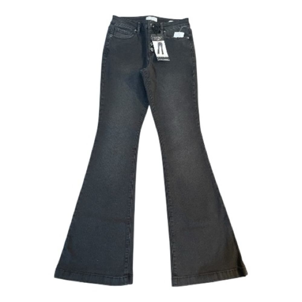 •Sofia Jeans by Sofía Vergara  Women's Black Flared Jeans - Picture 6 of 12
